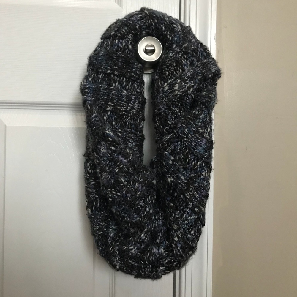 Gap winter infinity scarf blue brown purple white